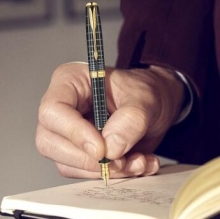 派克（PARKER） 08款卓尔 纯黑丽雅格子纹金夹钢笔/墨水笔