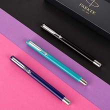 派克 威雅系列商务送礼生日礼物 小学生钢笔男女  威雅黑色胶杆墨水笔