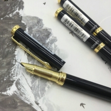 晨光 AFP43105 文具钢笔皇冠钢笔黑色笔杆大气学生用小包尖钢笔 皇冠钢笔