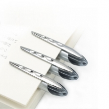 三菱（Uni）UB-200 直液式走珠笔0.8mm 商务签字笔 黑色